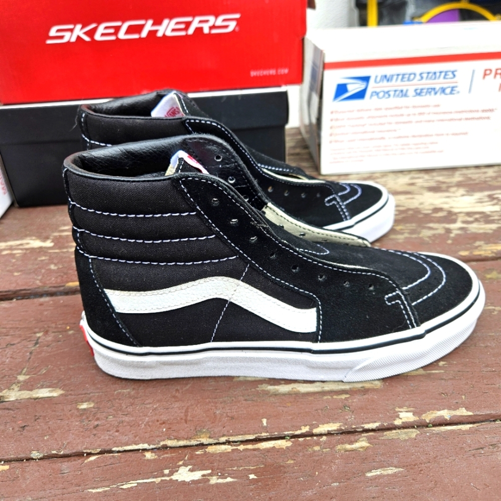 Vans Black High-Top Men's Shoes - Picture 10 of 16